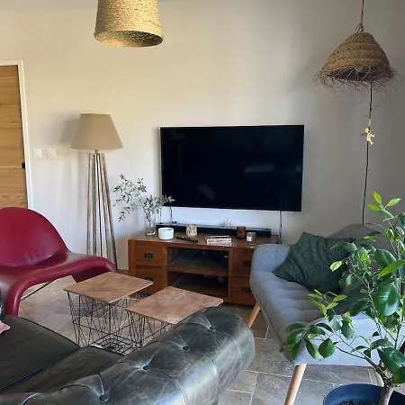 Hippa, Cozy House, Wi-fi Nyaraló La Jarne
